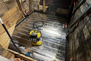 MERYTON GROUP OÜ Põrandatööd