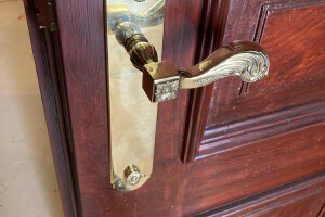 Lehtla Lukud OÜ Uste- ja akende paigaldus