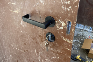 Lehtla Lukud OÜ Uste- ja akende paigaldus