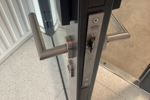 Lehtla Lukud OÜ Uste- ja akende paigaldus