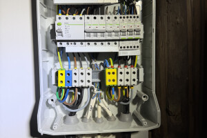 Kungla Elekter OÜ Elektritööd