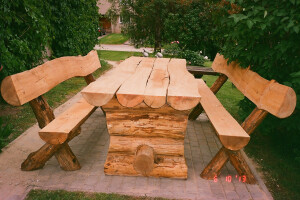 Pupsi AZ OÜ Eritellimusmööbel, puitmööbel, puidust mööbel, puitmööbli valmistamine