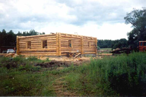 Pupsi AZ OÜ Palkmajad, palkmajade ehitus, katusetööd