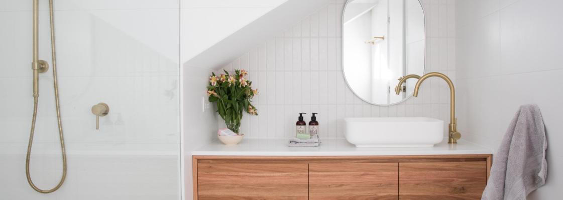 vannitoa remont, vannitoa renoveerimine, vannitoa hüdroisolatsioon, vannitoa plaatimine, vannitoa remondi hind, vannitoa remondi vead, vannitoa ajakulu, niiskusruumi materjalid, torutööd vannitoas, leia ehitaja