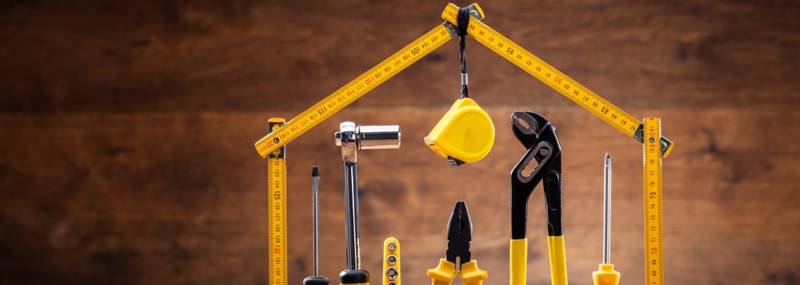 kruvikeeraja, haamer, kodused tööriistad, tööriistad, mõõdulint, akutrell, tangid, tööriistad majapidamises, enim kasutatavad tööriistad