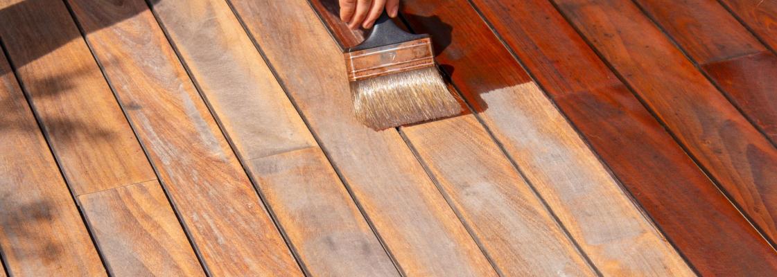 terrassi hooldus, terrassi hooldamine, terrassi õlitamine, terrassi puhastamine, terrassi remont, puitterrassi hooldus, terrassiõli, terrassi pesu, terrassilauad, puidust terrass, terrassi puhastusvahend, terrassi hooldusnõuanded