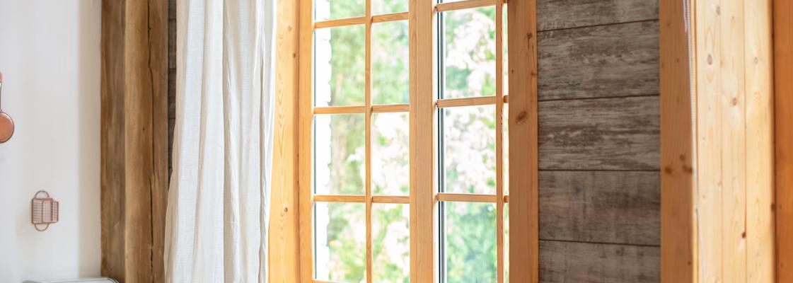 Puitakende värvimine, puitaknede taastamine, akna restaureerimine, puitakende värskendamine, puitaknad, puitakende renoveerimine, akende hooldus, akende värskendamine, akende värvimine