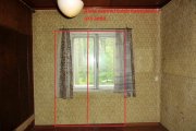 Elutuba vaatega aeda. Akna asemel tuleb kahepoolne uks.JPG