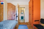 2f0b7b32-7a18-40af-bf1b-e8543ee7c945.webp