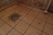 IMG_3664 pesuruumi põrand.jpg