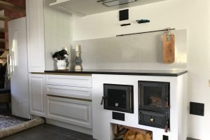 puupliit koos töötasapinnaga.jpg