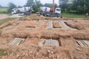 Lintvundamendi ja taldvundamendi ehitamine Viljandis.jpg