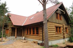 5 Maja värvimine Kanamal.jpg