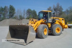 hyundai__hl770_7_2008_1_lgw.jpg