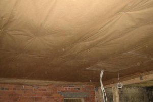 Aurutõkkepaberi paigaldus.jpg