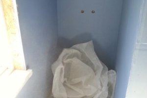 Duššinurk ja trapp (1).jpg