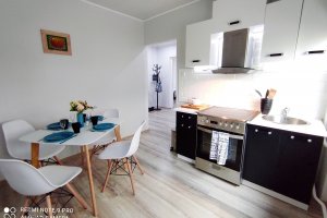 Head Builders Hiiumaa Kärdla Köök Pliit Kööginõud Puhkus.jpg