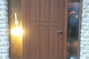 Haapsalu uks, kahepoolse framuugiga.jpg