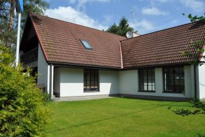 Tallinn, Lemmiku 51,  fassaadi krohvimine.jpg