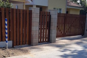 Termopuidust vertikaalne lippaed Sausti Harjumaa 1.jpg