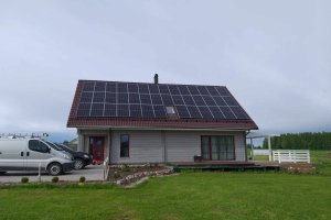 15kw päikesejaam Tartumaal.jpg