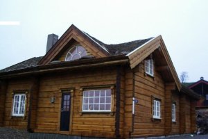 Kenneth maja valjast.JPG