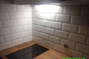 Head Builders Köök Tagasein Plaatimine Pliit.jpg