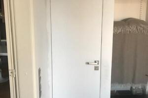 Peidetud lengiga uks.jpg