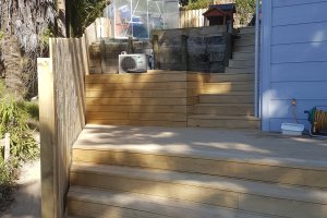 Bayview deck, fence & retaining wall 1.02.jpg