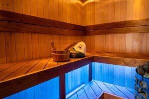 362672643_750268397105837_2513892020171050033_n copy.jpeg