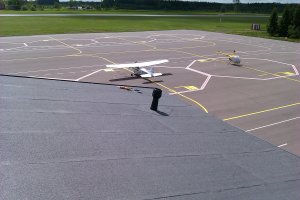 tartu lennujaama  lamekatus 2050m2.jpg