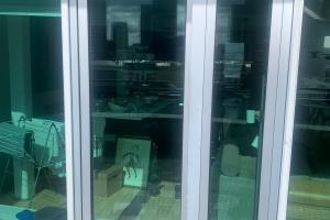 Alumiinium rõdu välisukse korrastamine narva mnt..jpg