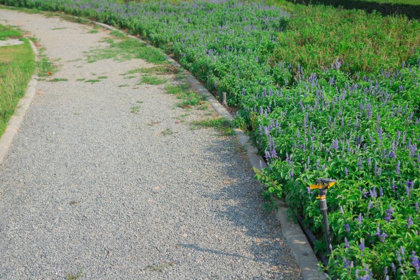 killustik, killustikust ajatee, killustik aiatee, aiarada, aiatee ehitamine killustikust