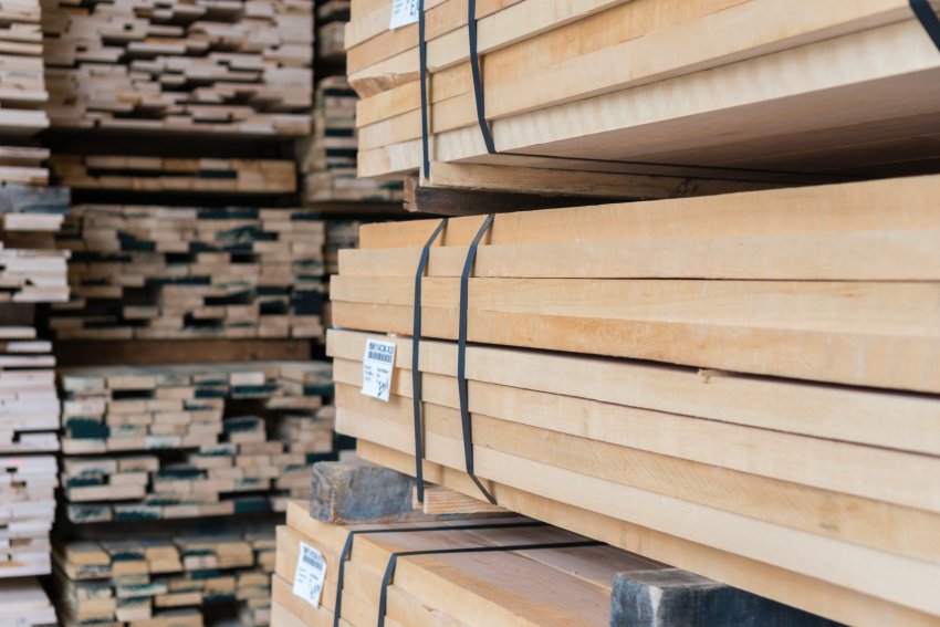 ehituspuit, saematerjal, osb, mdf, ehitusplaadid, puitkiudplaadid, vineer, kuidas valida ehituspuitu, ehituspuidu sordid