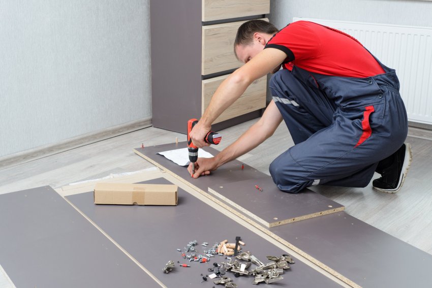 mööbli paigaldus , mööbli kokkupanek , mööbli paigaldamine , mööbli komplekteerimine, köögimööbli paigaldus, mööbli montaaž, kuidas paigaldada mööblit