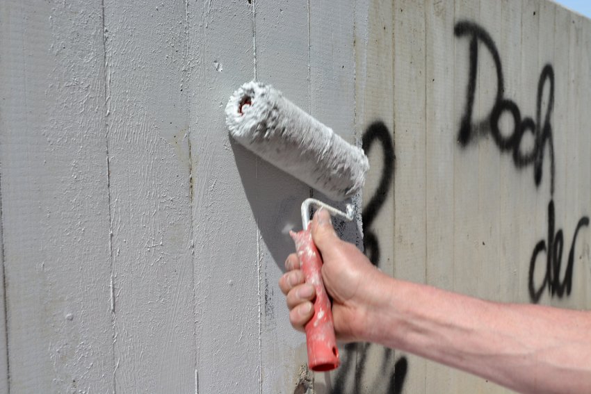seina värvimine, värvieemaldaja, värvieemaldusvahend, grafiti eemaldamine, seina pesemine