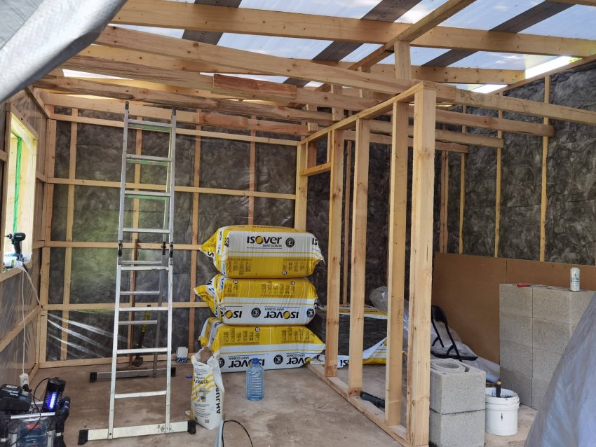 sauna ehitus, maale elama, Ssaunamaja eesruumid