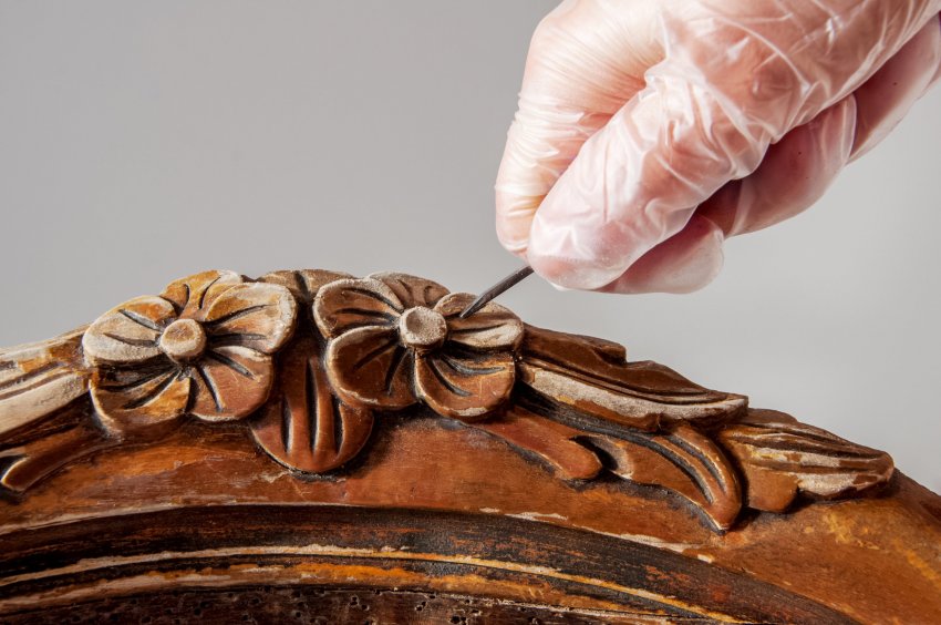 restaureerimine, mööbli restaureerimine, mööbli taastamine, antiikmööbli restaureerimine, mööbli parandus. mööbli parandamine, pehme mööbli restaureerimine