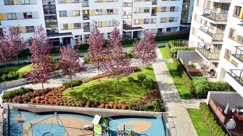 korteriühistu haljastus, kortermaja haljastus, haljastustööd, kortermaja, haljastus hooldus, maastikuarhitekt