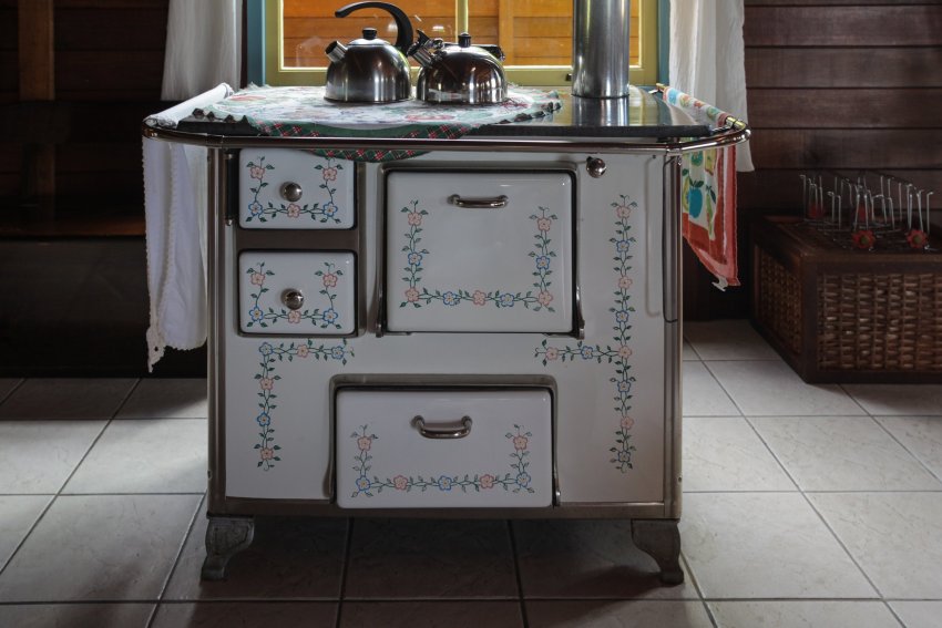 puupliit, metallist puupliit, puupliit kodus, puupliidi paigaldamine