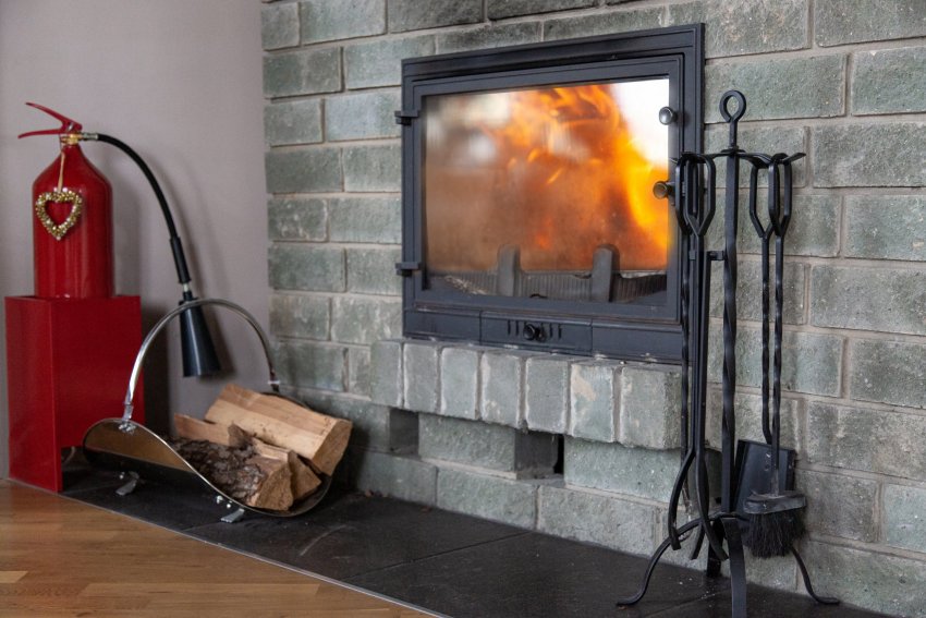 tuleohutus kütmisel, kamina kütmine, ohutu kütmine, tuleaseme ohutus, kuidas kütta ohutult