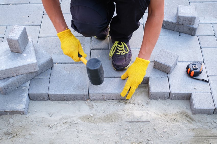 tänavakivide paigaldamise hind, tänavakivide paigaldamise hind 2023, sillutise paigaldamise hind, kui palju maksab sillutise paigaldamine, kui palju maksab tänavakivi paigaldamine, tänavakivide paigaldus