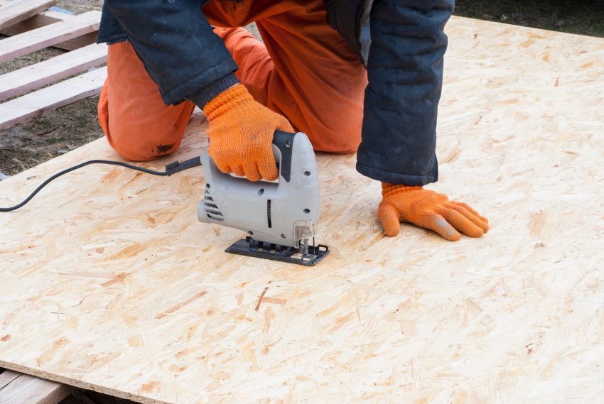 osb lõikamine, osb lõikamine tikksaega, osb töötlemine, kuidas lõigata osb plaati